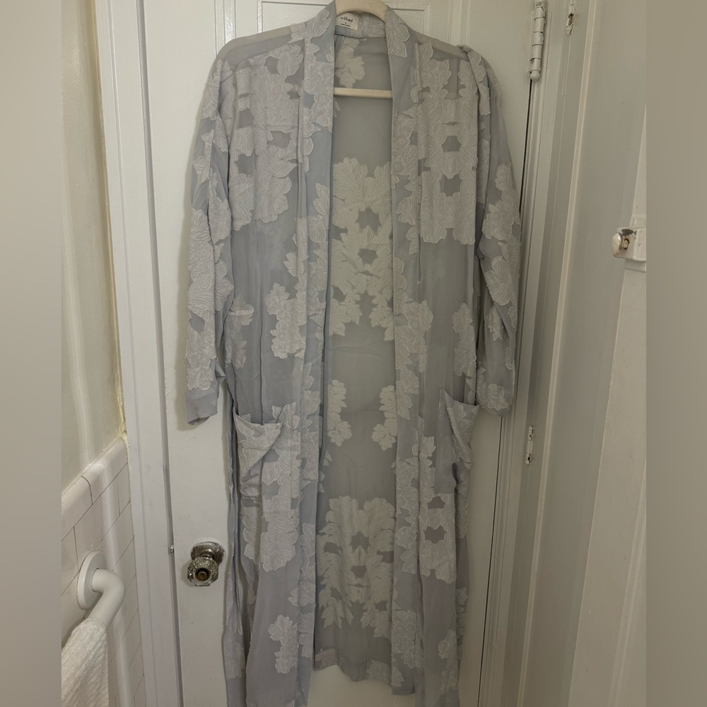 Aritzia Wilfred blue embroidered kimono